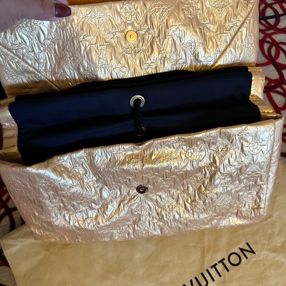 Louis Vuitton Limelight Clutch African Queen👜 - Picture 3 of 9